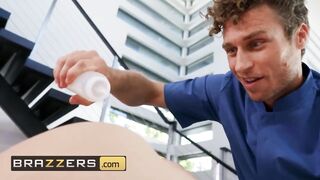 Dirty Masseur - Kenzie Taylor Michael Vegas - Attend To My