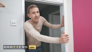Jasmine Brooks Holds Up A Sign And Begs Her Neighbour Danny To Come Over & Fuck Her - Sexy