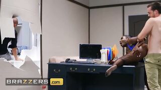 Xander Kyle Nails Osa Lovely Through The Wall - Hot
