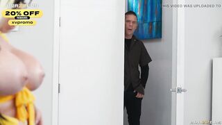 Caught Peeping On The Camgirl.Cubbi Thompson Hot