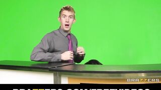 Hardcore fucking in the newsroom